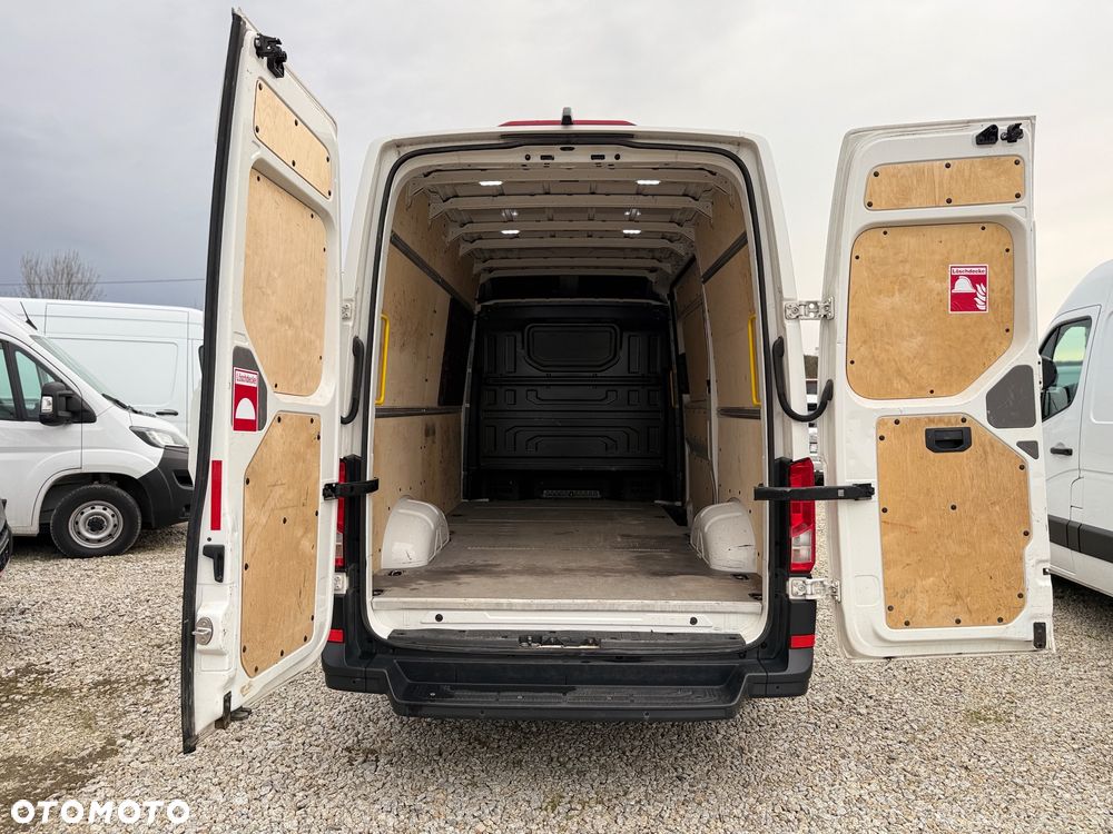 Volkswagen CRAFTER 177KM/ Średni/Navi/Klima/Webasto/Masaż/Serwis Niemcy - 8