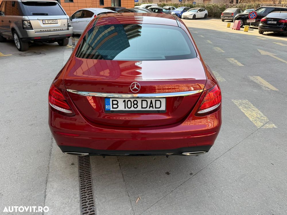 Mercedes-Benz E 200 4MATIC Aut. - 6