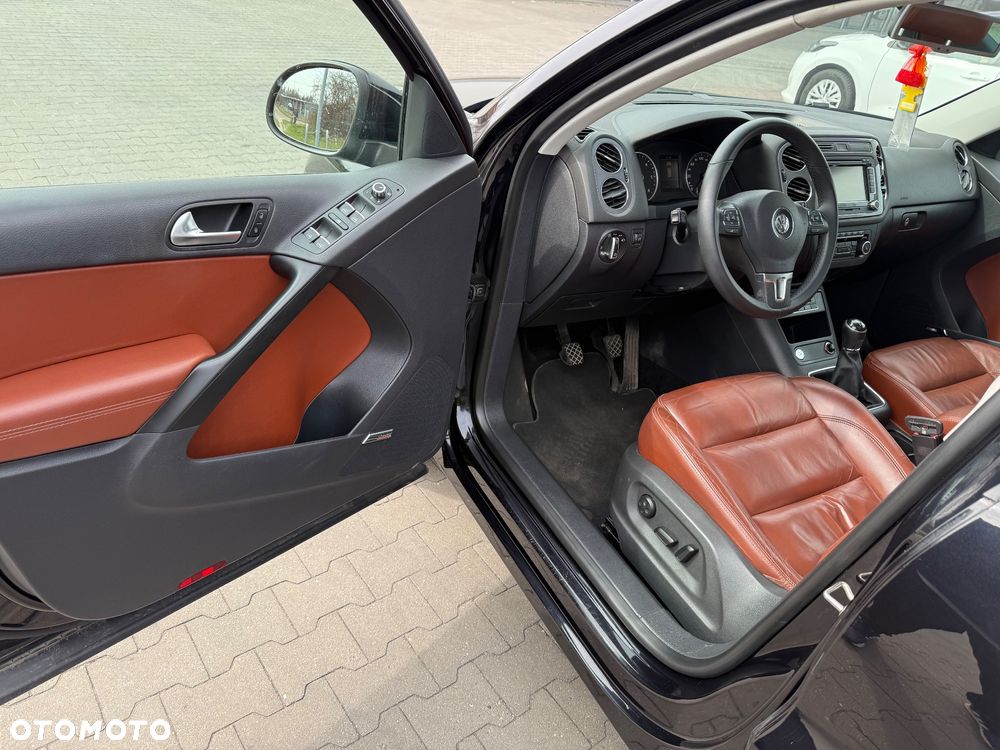 Volkswagen Tiguan 2.0 TDI BlueMot Sport&Style - 22