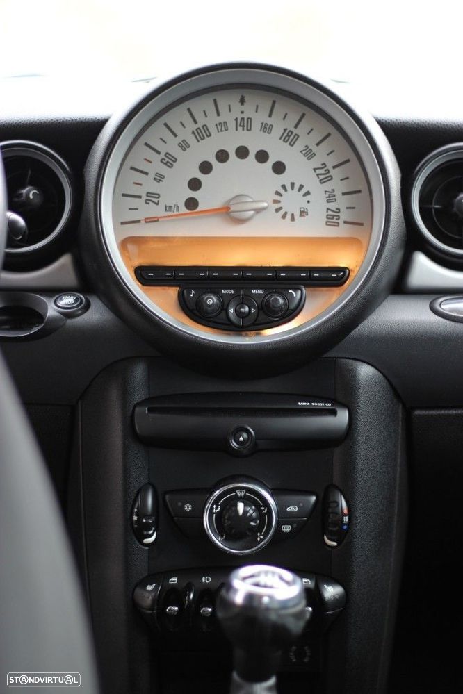 MINI Clubman One D - 9