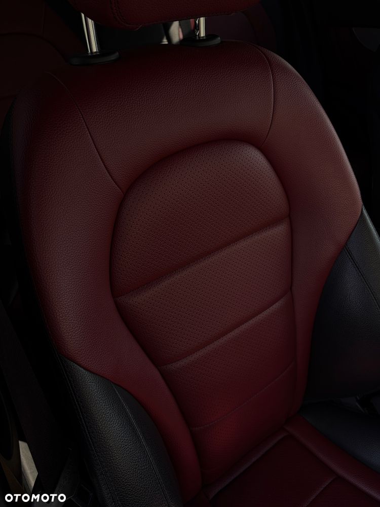 Mercedes-Benz GLC - 13