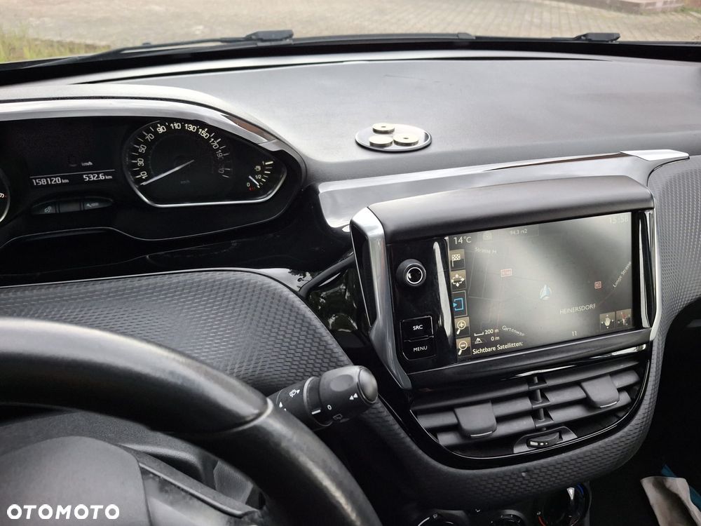 Peugeot 2008 BlueHDi 100 STOP & START Active - 8