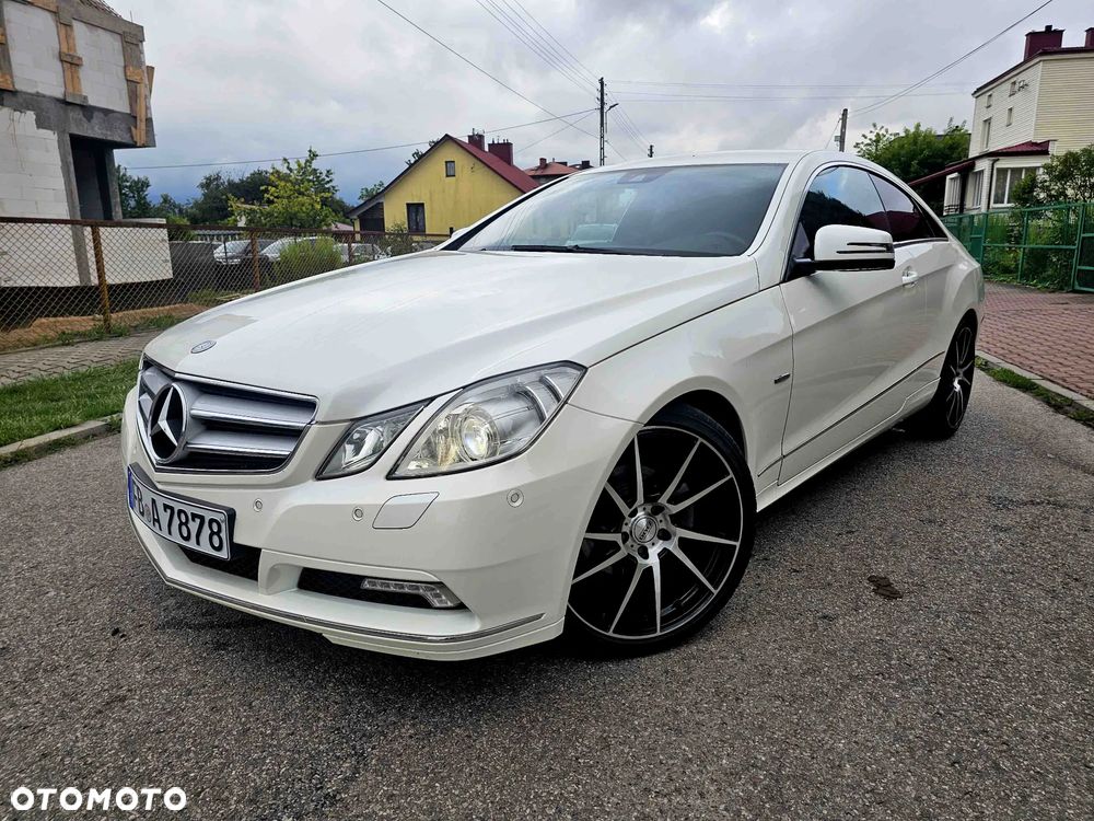 Mercedes-Benz Klasa E 250 BlueEFFICIENCY 7G-TRONIC Avantgarde - 9