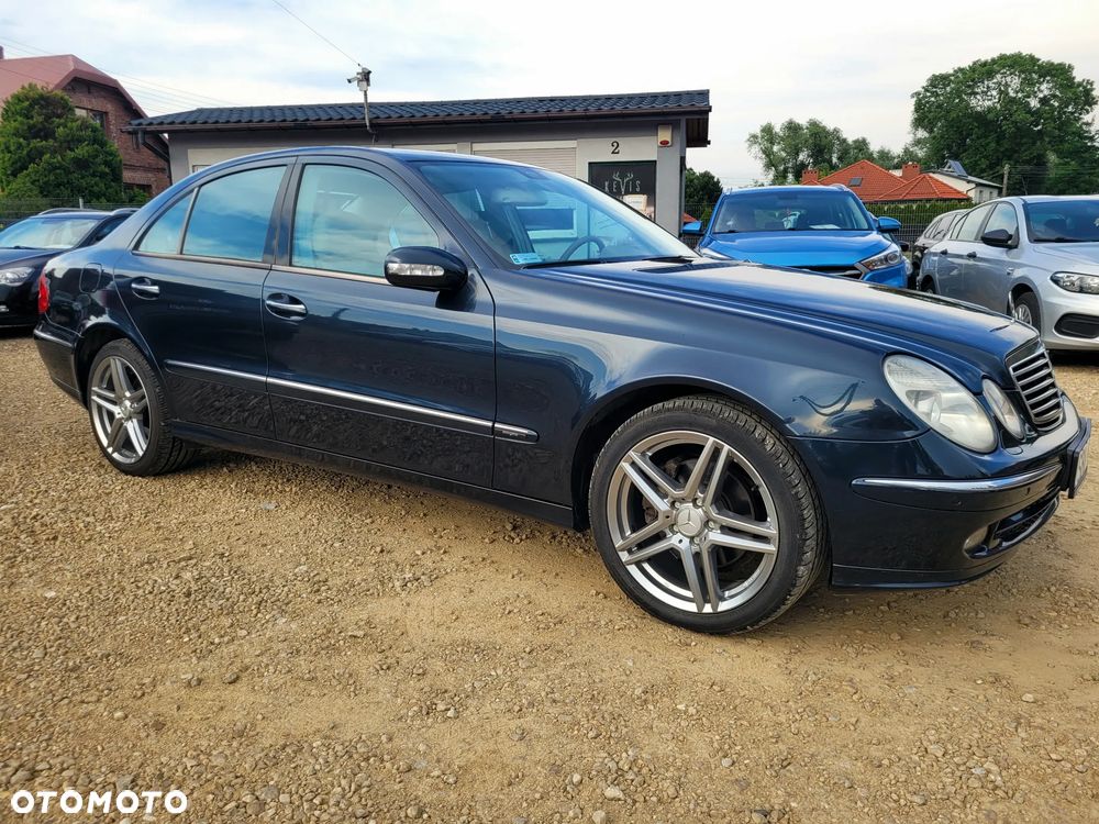 Mercedes-Benz Klasa E 280 CDI 4-Matic Avantgarde - 21