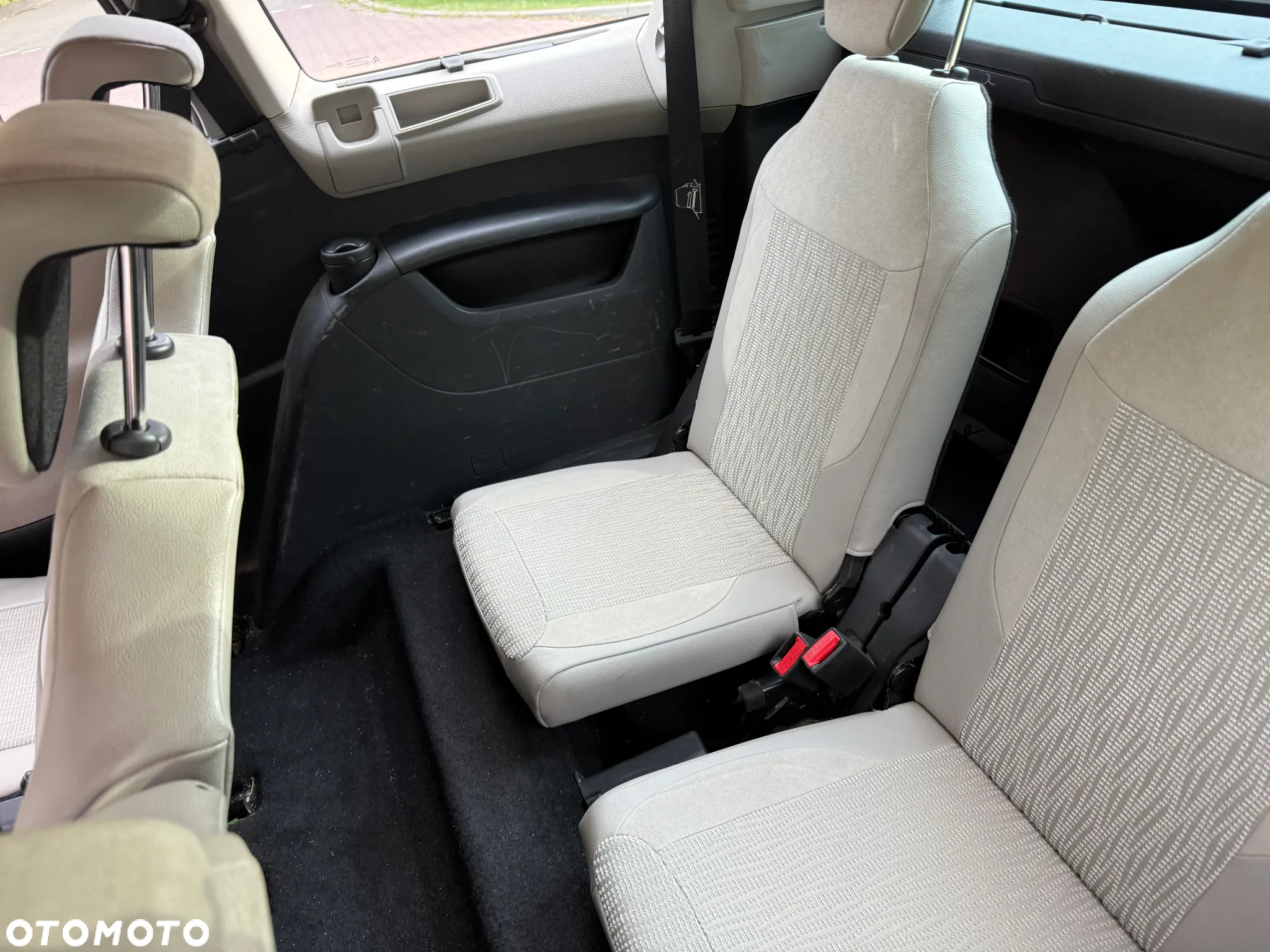 Citroën C4 Grand Picasso 1.6 THP Exclusive - 17