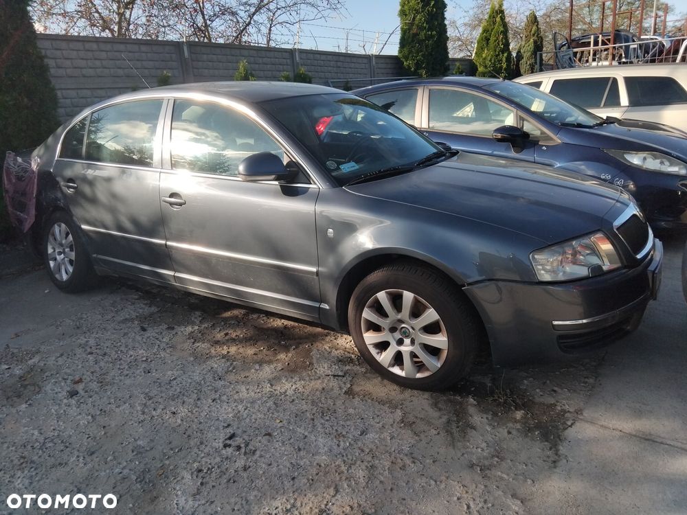 Skoda Superb 1 lift z silnikiem 2,0 TDI ozn. BSS i skrzynią manualną 6 bieg. ozn JMD lakier 9153 - 5