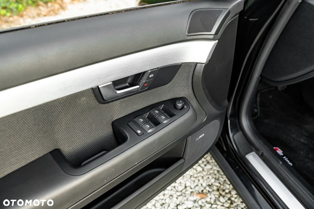 Audi A4 Avant 2.0 TDI DPF Quattro - 18