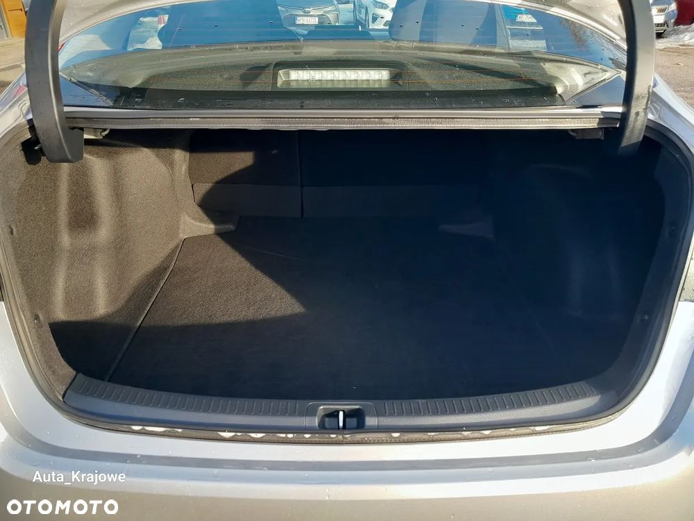 Toyota Corolla 1.5 Comfort - 26