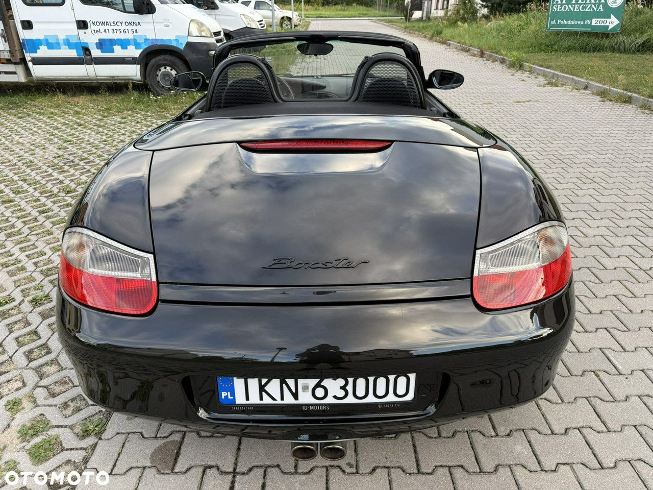 Porsche Boxster 2.7 - 8