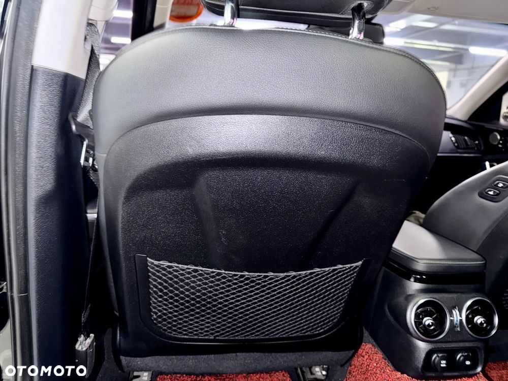 Kia Stinger 2.0 T-GDI GT Line - 18