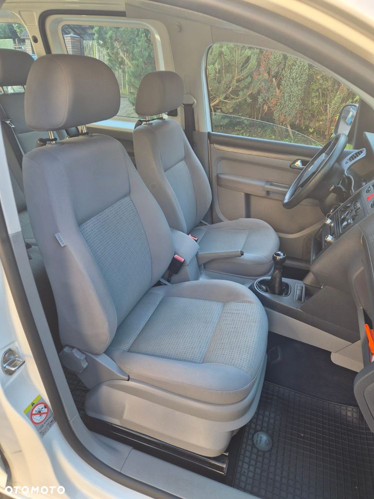 Volkswagen Caddy 1.4 Life Family (5-Si.) - 32