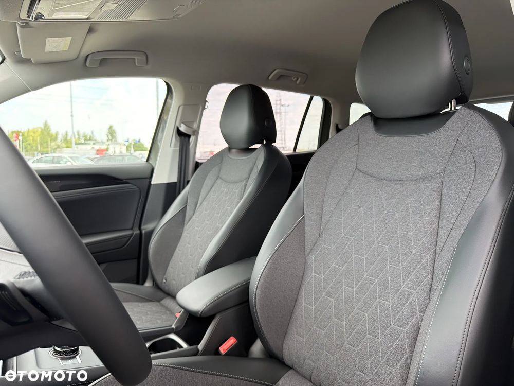 Volkswagen Tayron 1.5 eTSI mHEV Life Plus DSG - 12