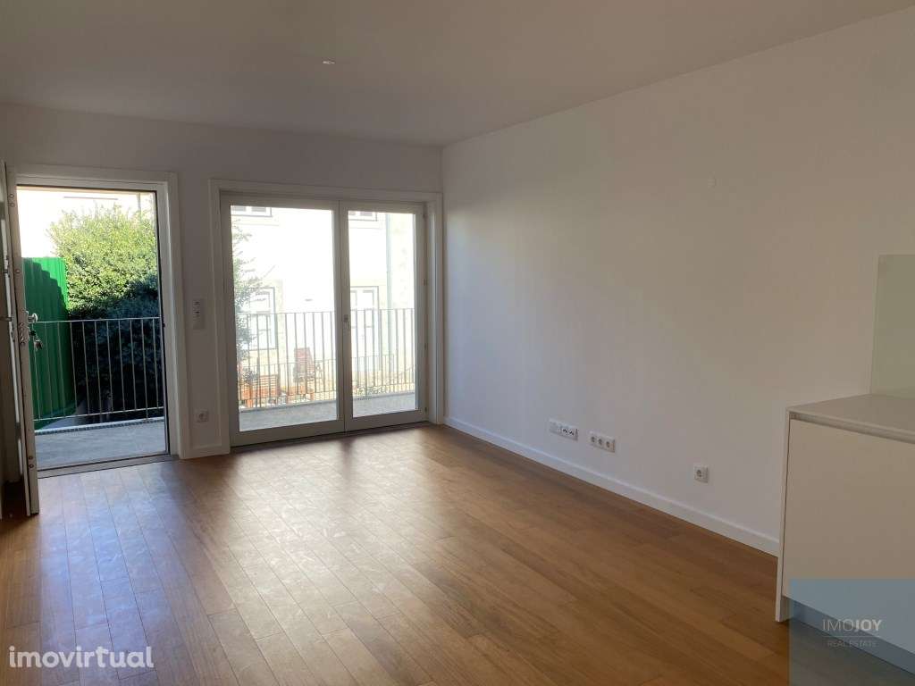 Apartamento T1 na Foz Velha - Grande imagem: 3/42