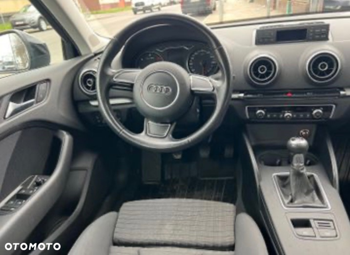 Audi A3 2.0 TDI Ambiente - 11