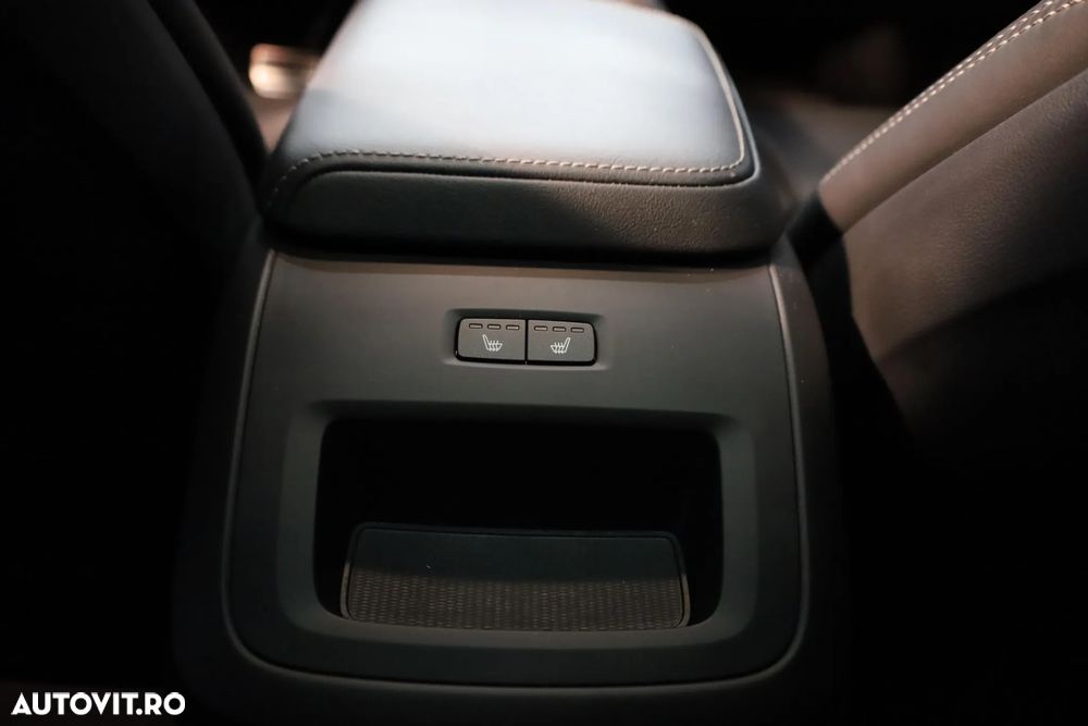 Volvo XC 60 T6 AWD Recharge Geartronic RDesign - 21