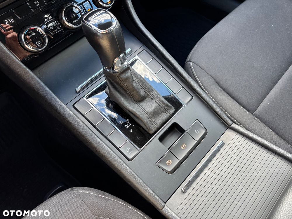 Skoda Superb - 33