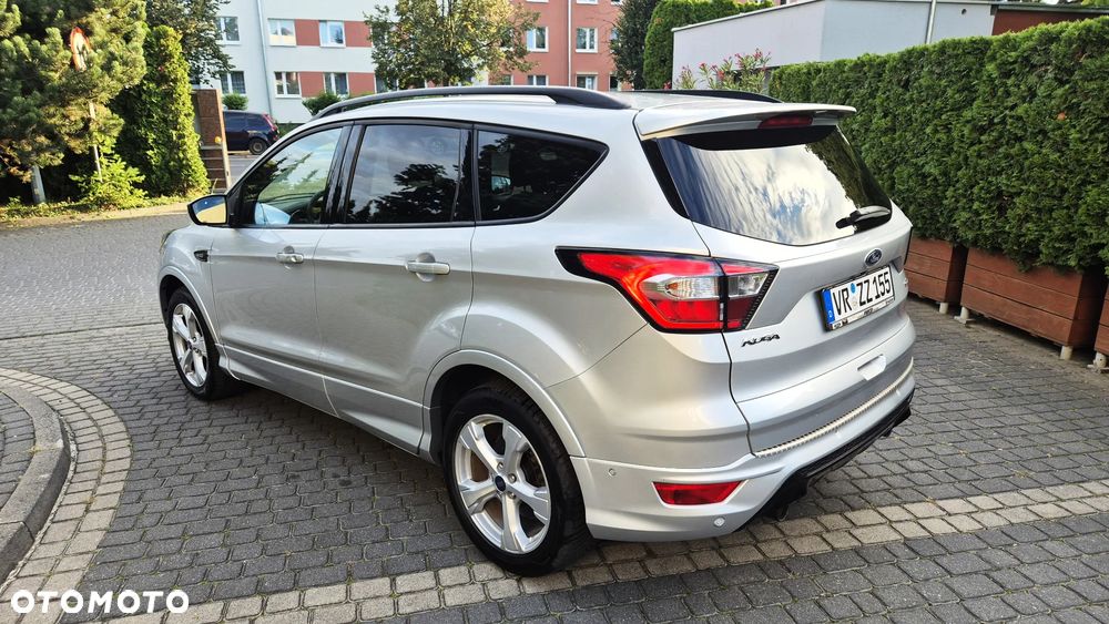Ford Kuga 1.5 EcoBoost 2x4 ST-Line - 7