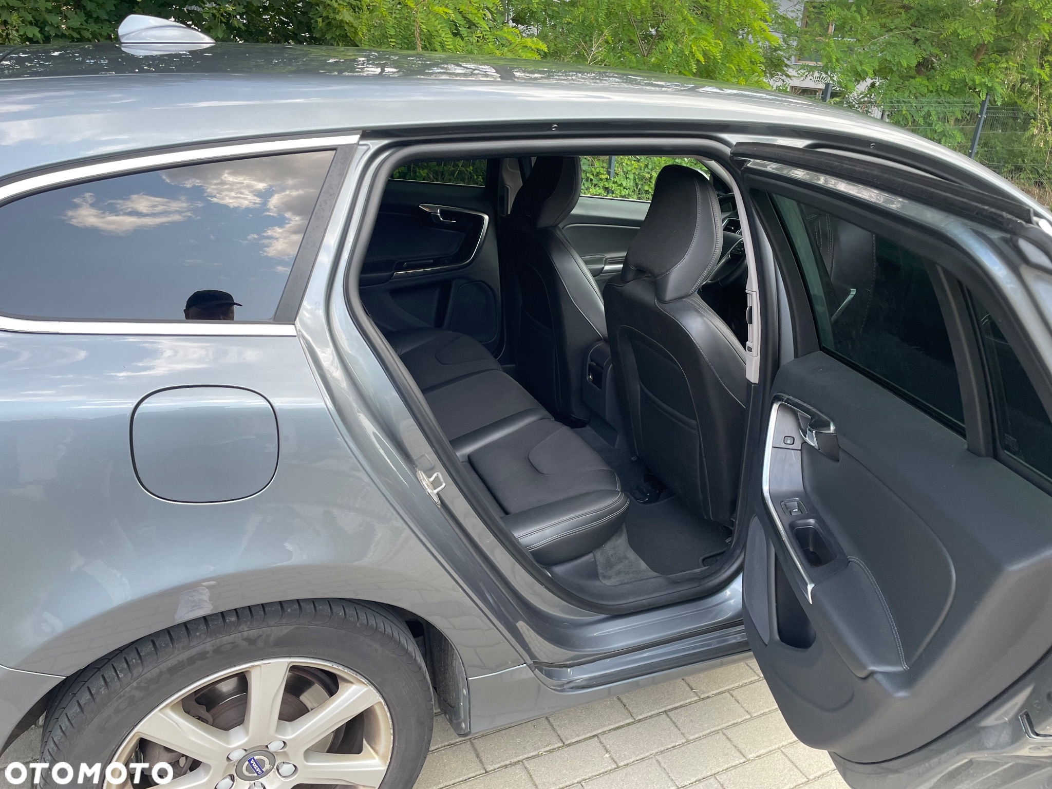 Volvo V60 T4 Drive-E Momentum - 14