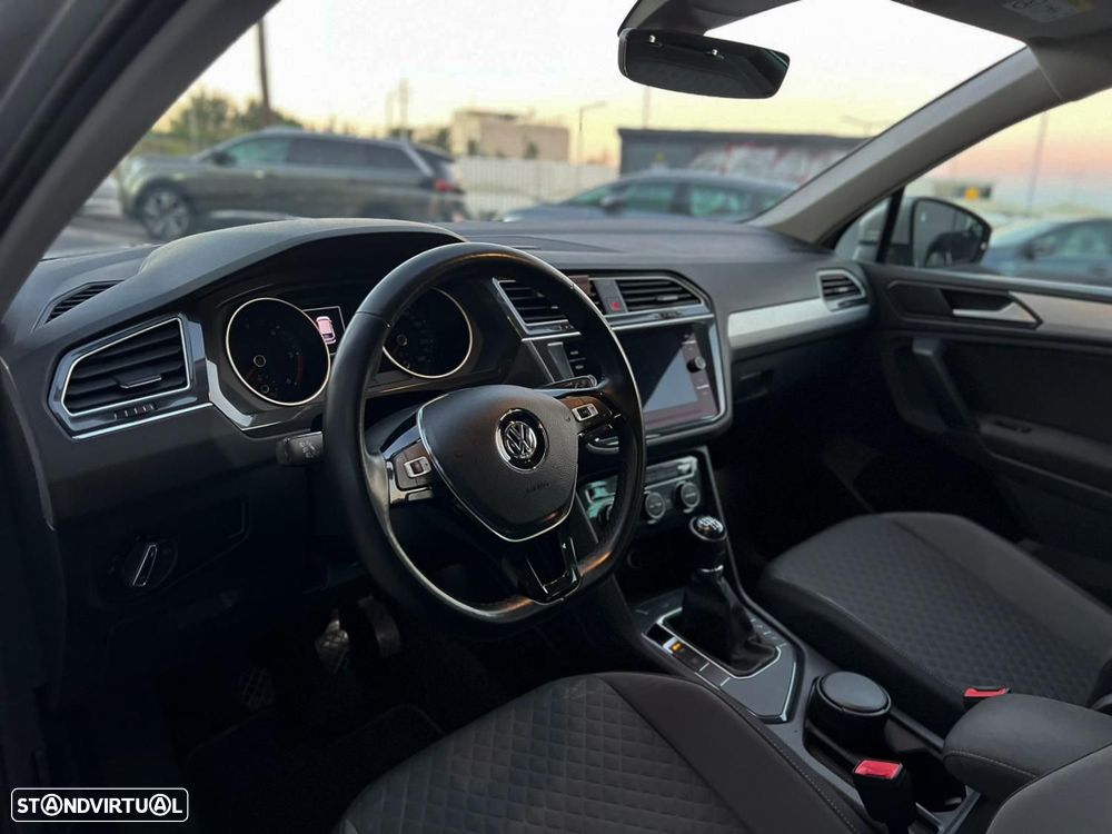 VW Tiguan 1.6 TDI Confortline - 7