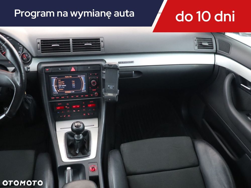 Audi A4 Avant - 10