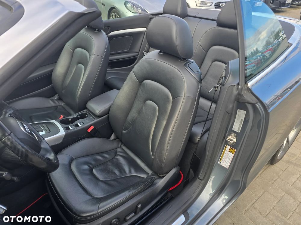 Audi A5 Cabrio - 12