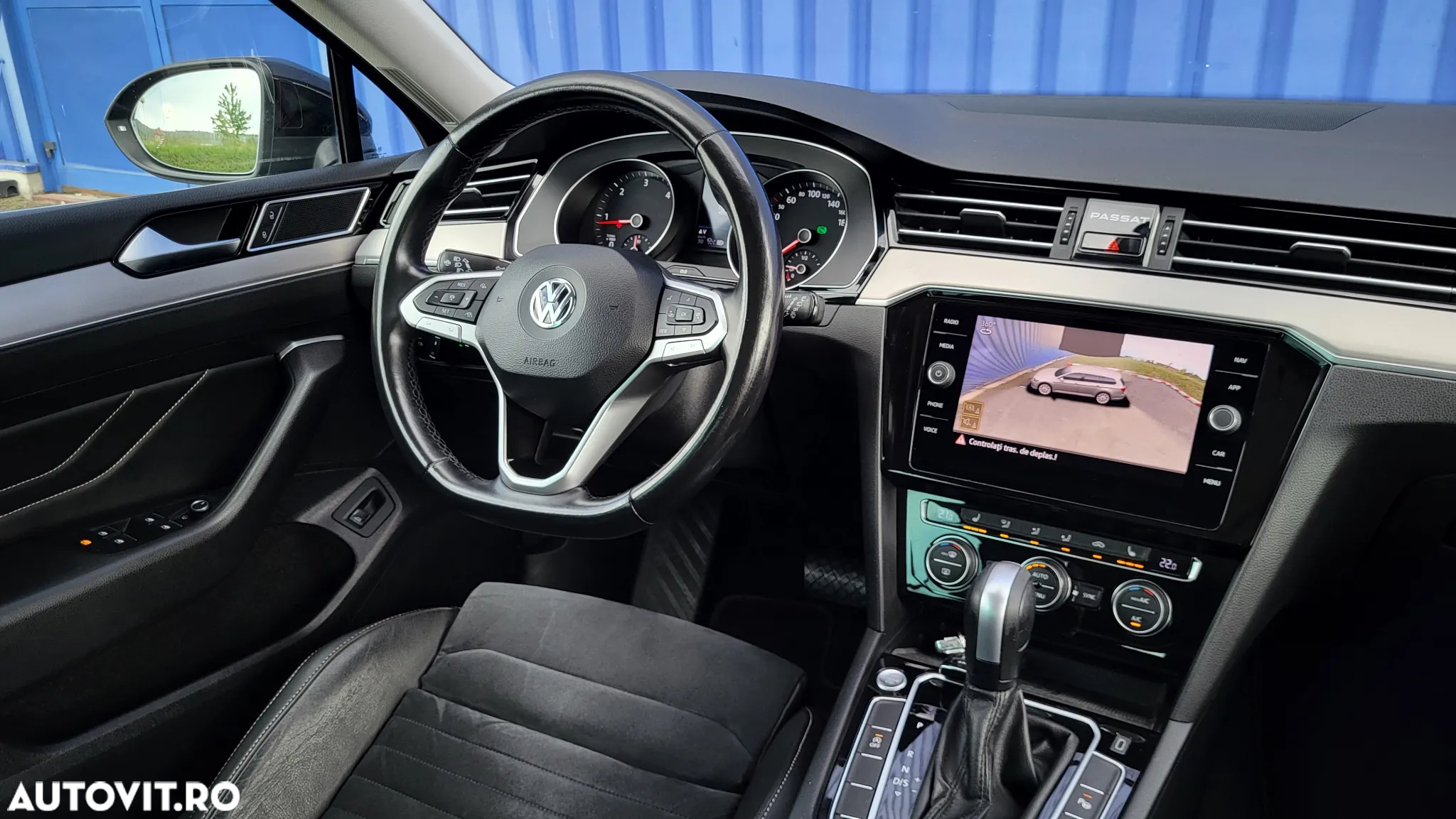 Volkswagen Passat Variant 2.0 TDI SCR DSG Elegance - 8