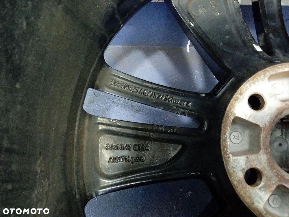 SKODA SUPERB III ALUFELGA OEM 8JX18 5X112 ET44 1 SZT 3V0601025AG - 7