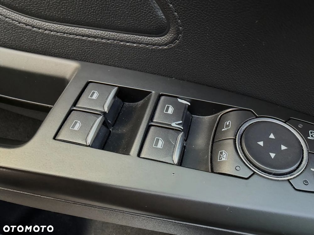 Ford Focus 1.0 EcoBoost STart-Stopp-System TITANIUM DESIGN - 23