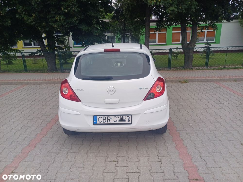 Opel Corsa - 4