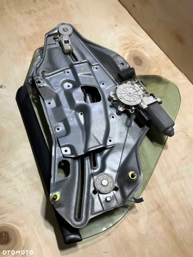 PODNOŚNIK SZYBY BMW E36 CABRIO TYŁ PRAWY LUB LEWY MECHANIZM SZYBY ELEKTRYCZNY SZYBA LEWA PRAWA KABRIO 8119985 8119986 - 10