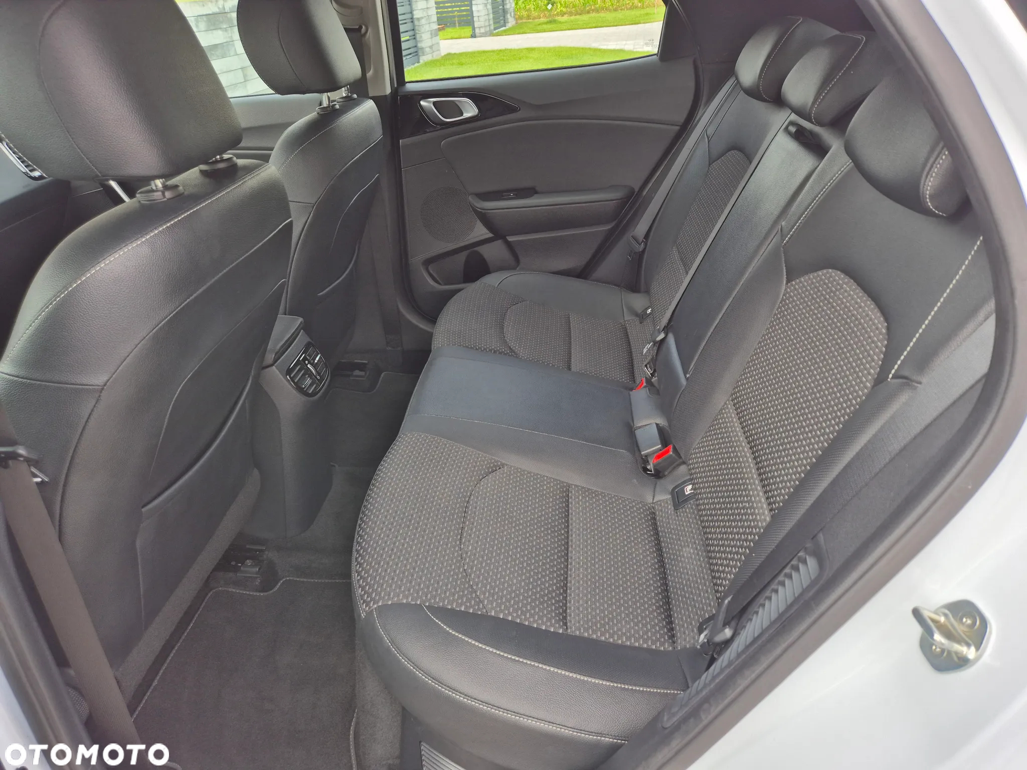 Kia XCeed - 23