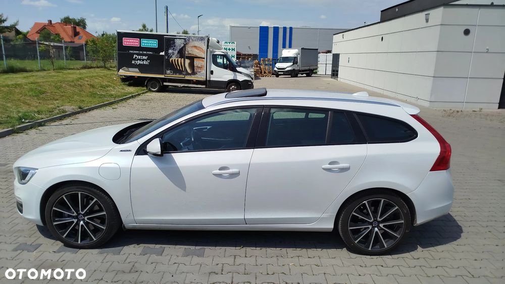 Volvo V60 D5 Geartronic Summum - 8