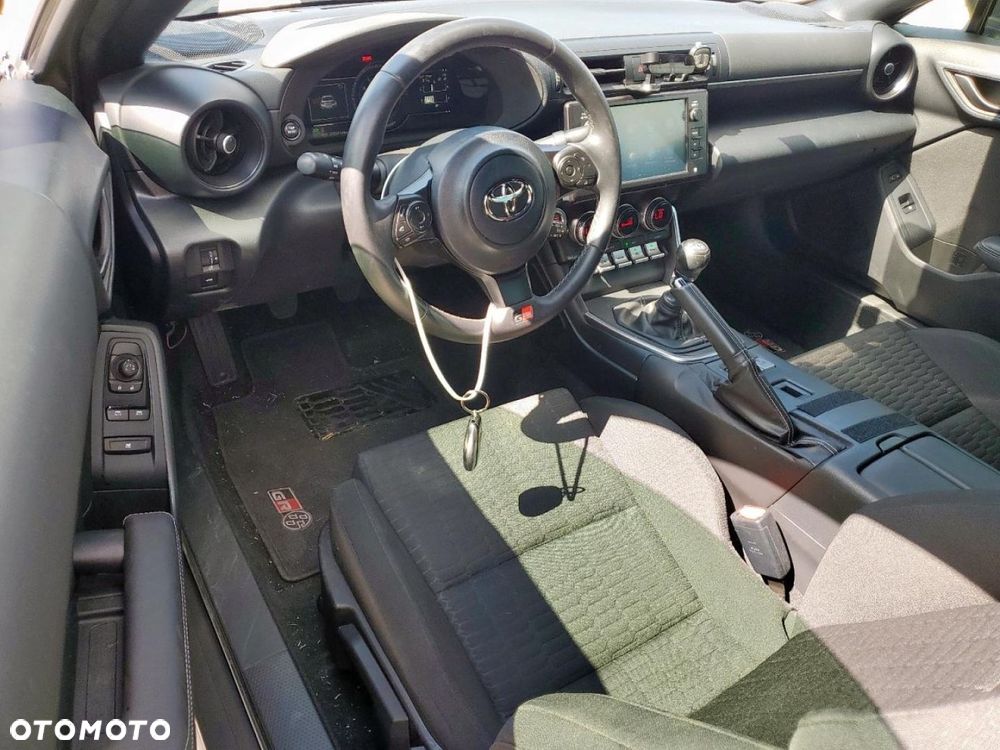 Toyota GR86 - 9