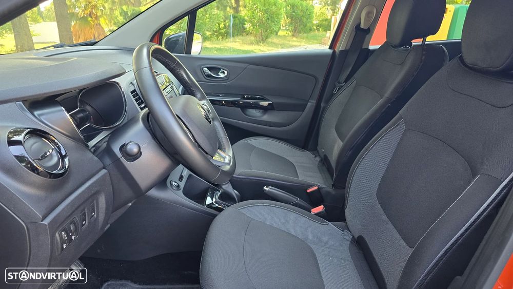 Renault Captur 1.5 dCi Initiale Paris EDC - 18