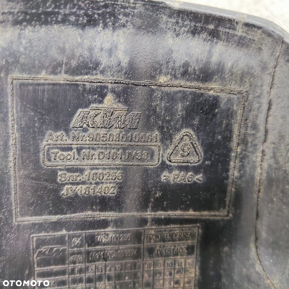 Błotnik przód, przedni KTM 125 Duke - 22