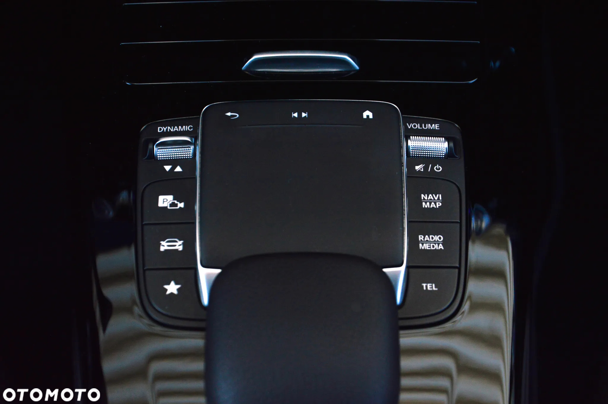 Mercedes-Benz CLA 250 4-Matic Progressive 7G-DCT - 30