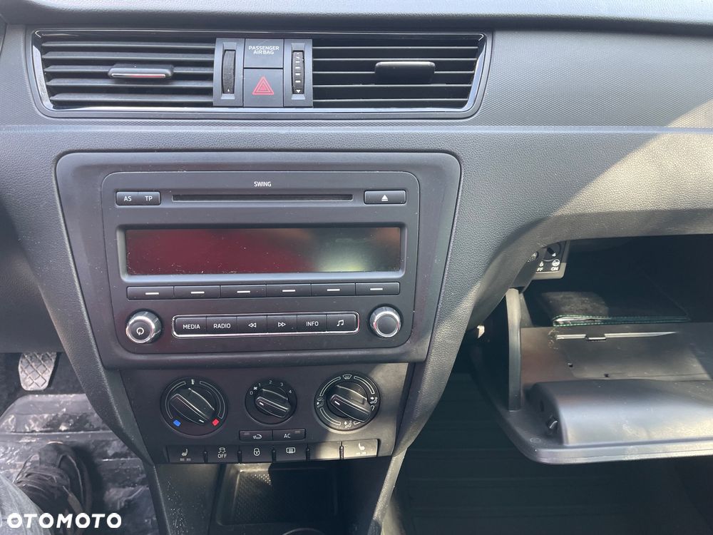 Skoda RAPID 1.2 TSI Active - 17