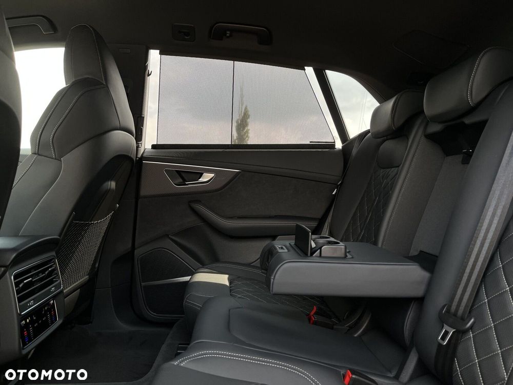 Audi SQ8 - 20