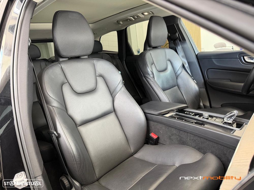 Volvo XC 60 2.0 T6 PHEV Inscription AWD - 23