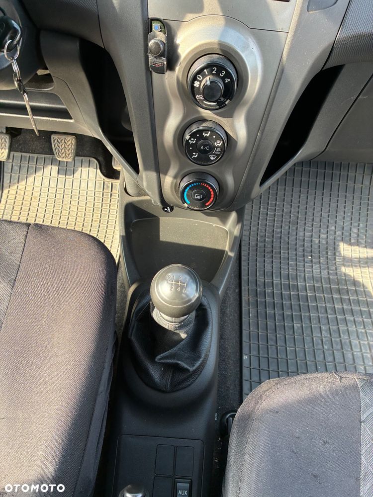 Toyota Yaris 1.4 D-4D Life - 9