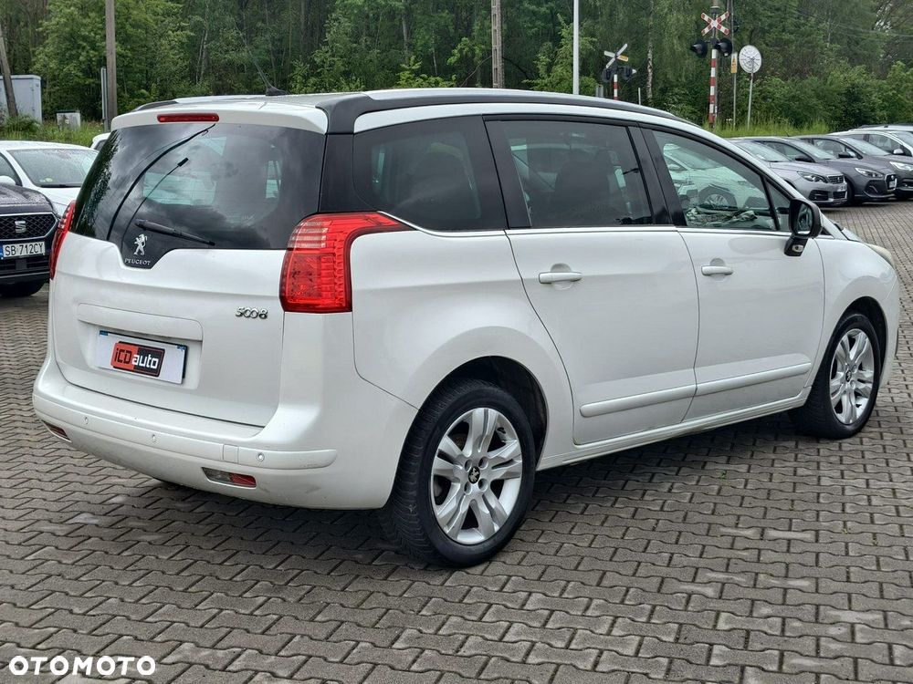 Peugeot 5008 - 7