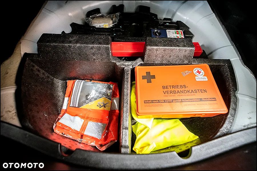 Renault Laguna Coupe 2.0 16V Turbo GT - 37