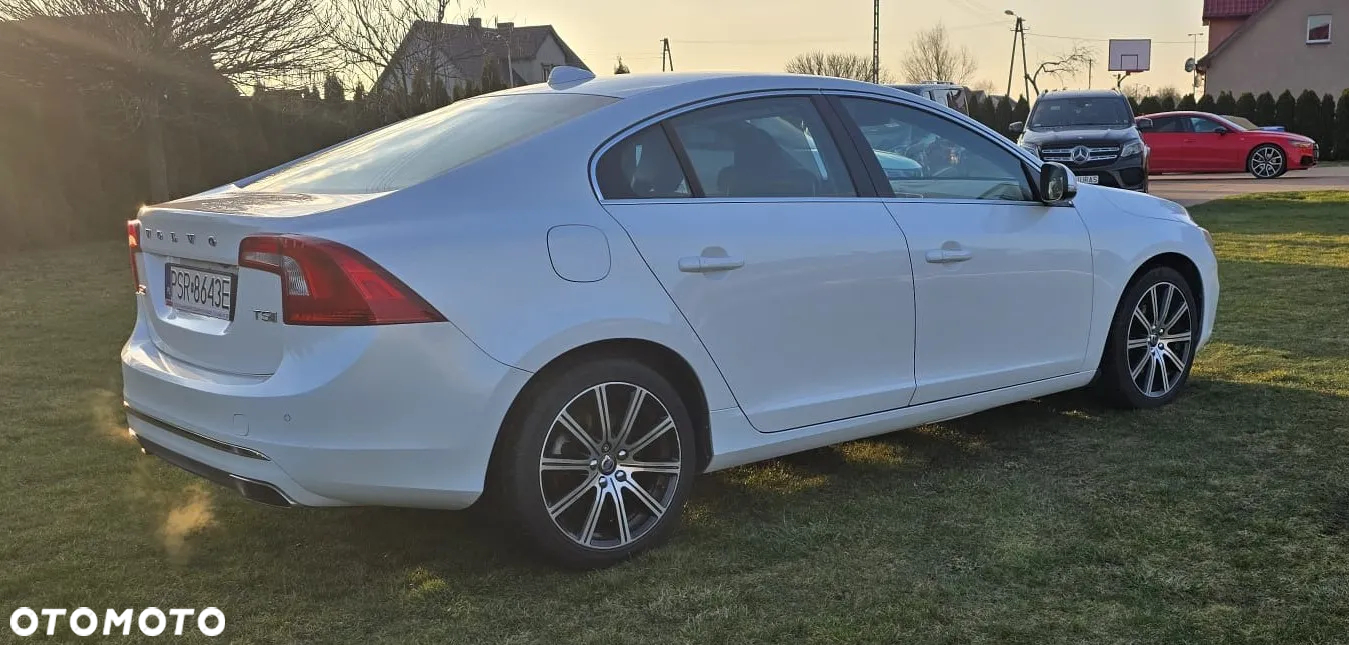 Volvo S60 - 6