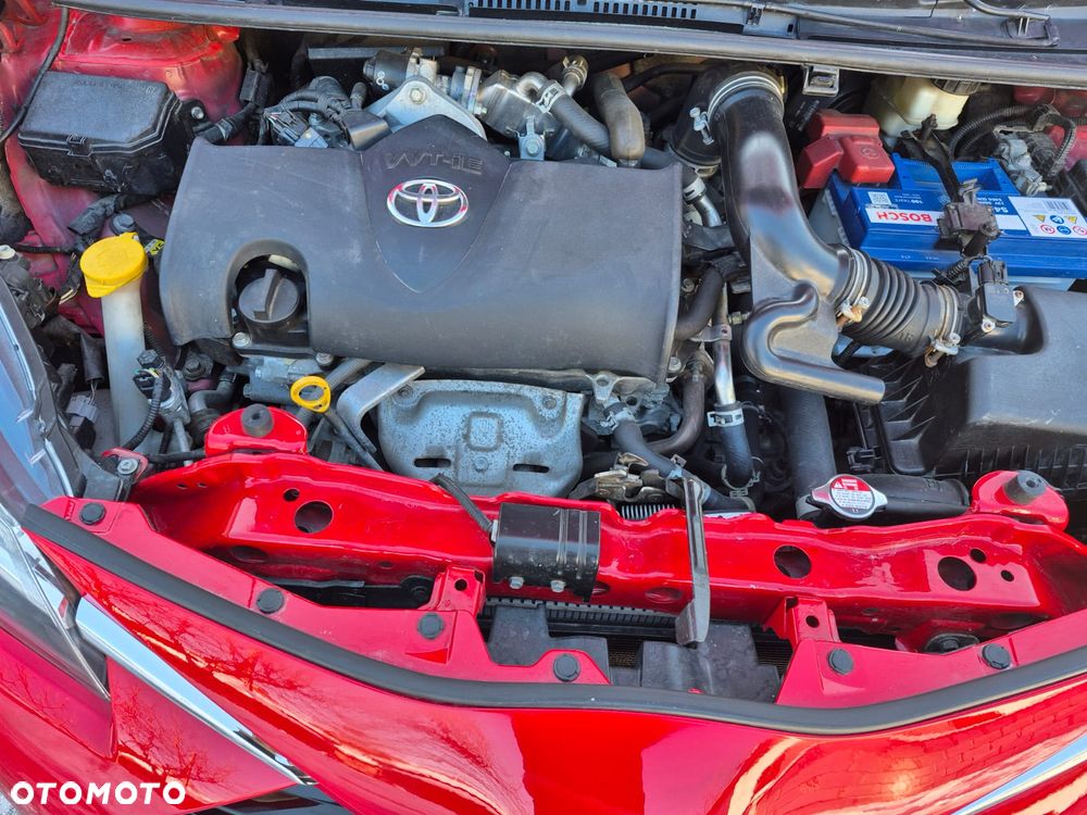 Toyota Yaris 1.5 Premium - 9