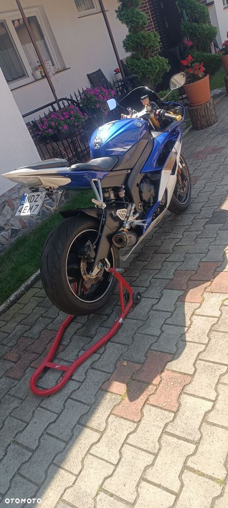 Yamaha YZF - 7