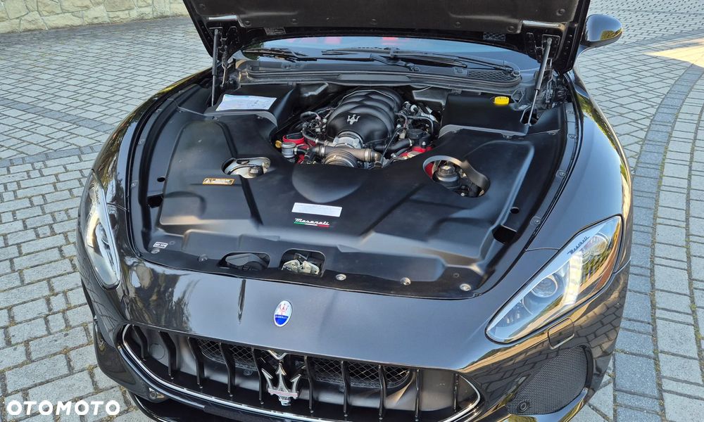 Maserati GranCabrio - 27