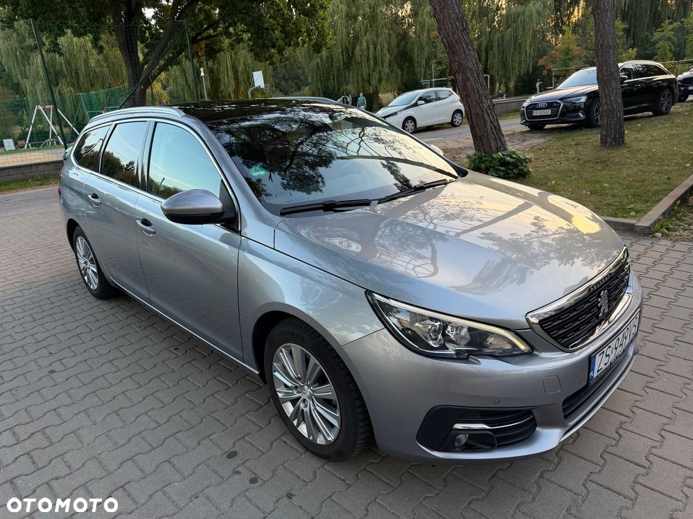 Peugeot 308 - 4
