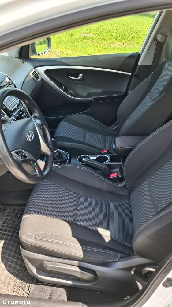 Hyundai i30 1.4 CRDi Classic - 10