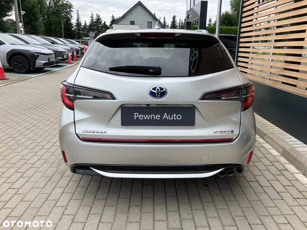 Toyota Corolla 2.0 Hybrid Selection - 6