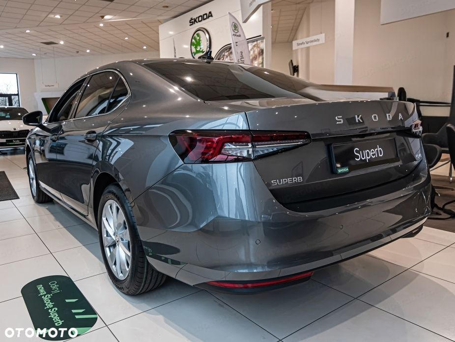 Skoda Superb 2.0 TDI SCR Edition 130 DSG - 6